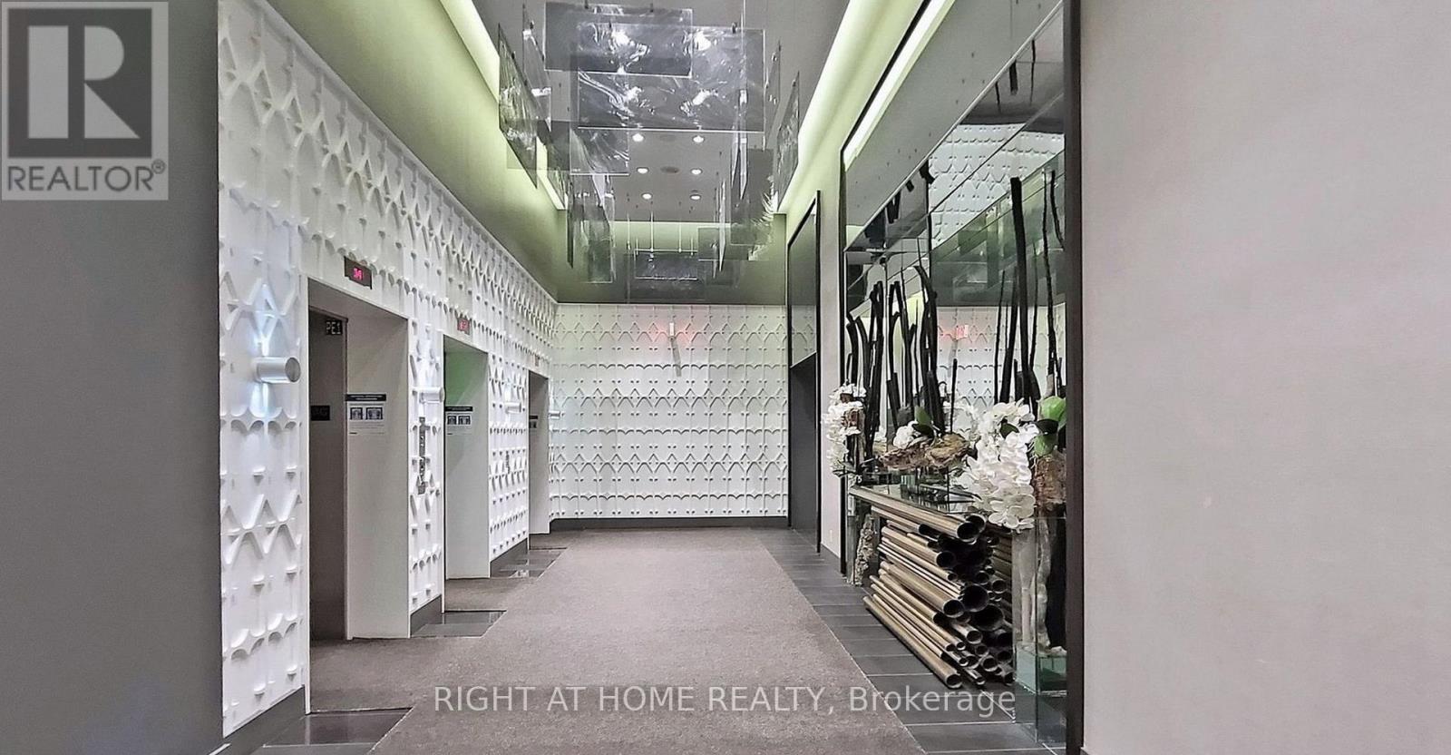 1003 - 32 Davenport Road, Toronto, Ontario M5R 0B5 - Photo 4 - C12594588