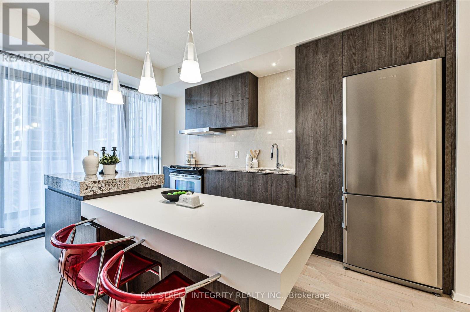 1709 - 101 Charles Street E, Toronto, Ontario  M4Y 0A9 - Photo 14 - C12594618