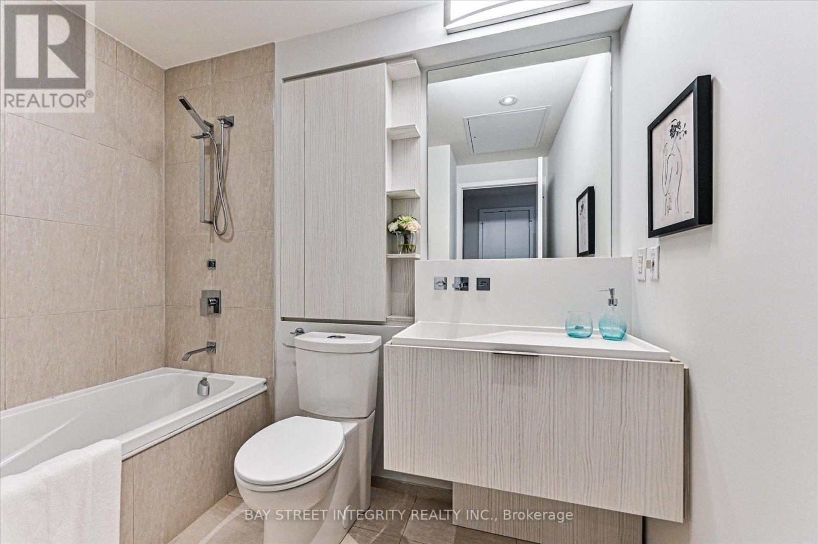 1709 - 101 Charles Street E, Toronto, Ontario  M4Y 0A9 - Photo 17 - C12594618