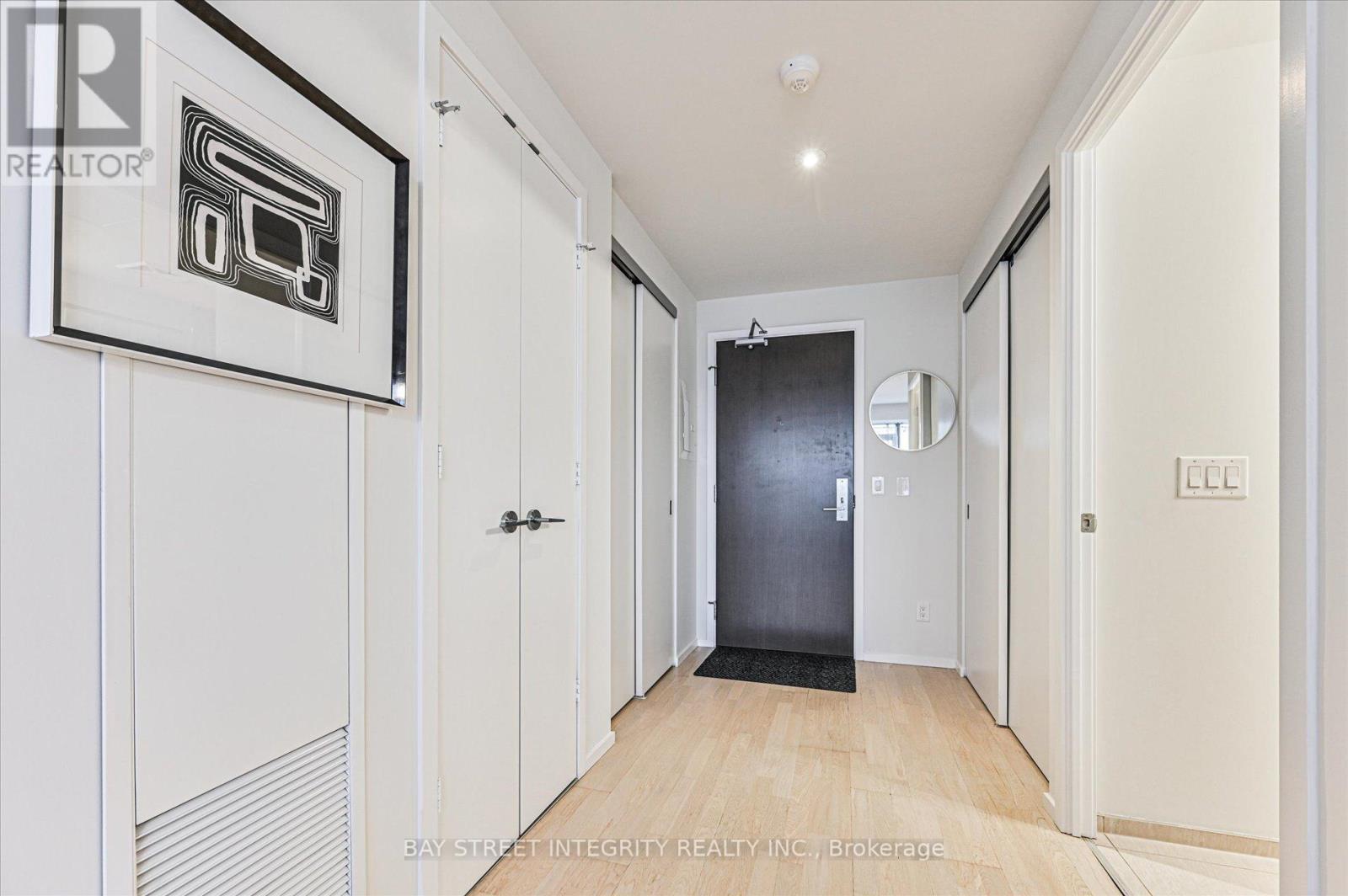 1709 - 101 Charles Street E, Toronto, Ontario  M4Y 0A9 - Photo 7 - C12594618