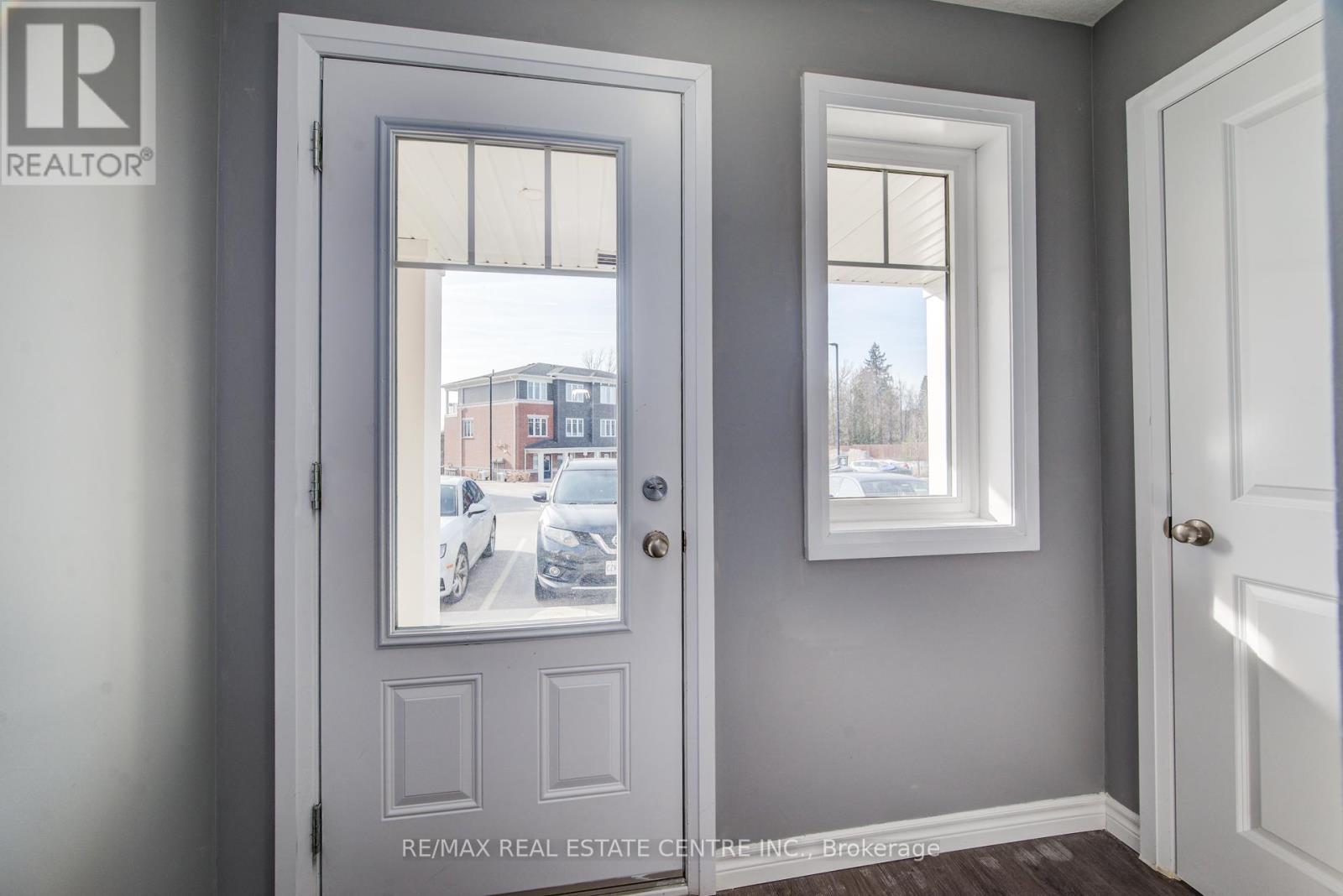 D5 - 24 Morrison Road, Kitchener, Ontario  N2A 0L1 - Photo 4 - X12594060