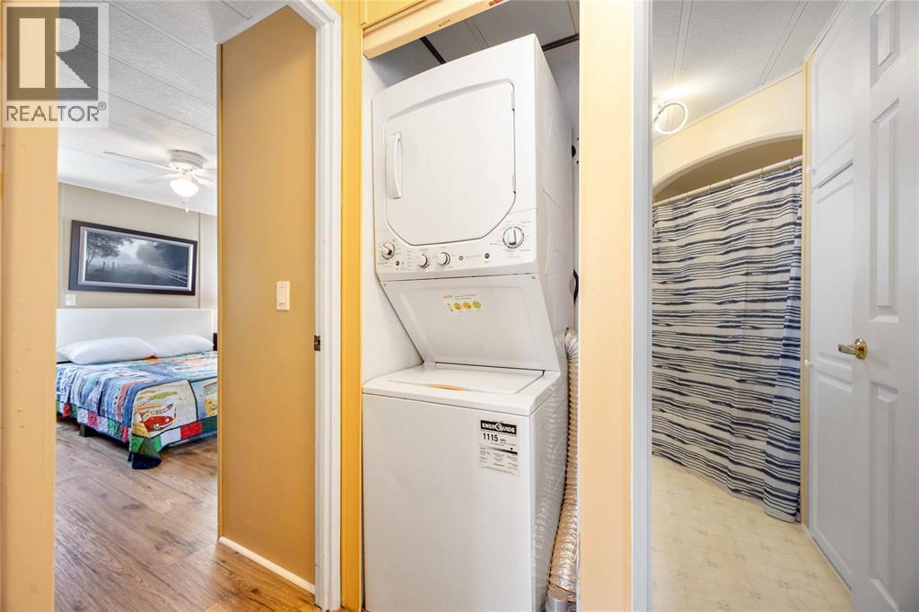 5700 Blackwell Sideroad Unit# 266, Sarnia, Ontario  N7W 1B7 - Photo 7 - 25025243