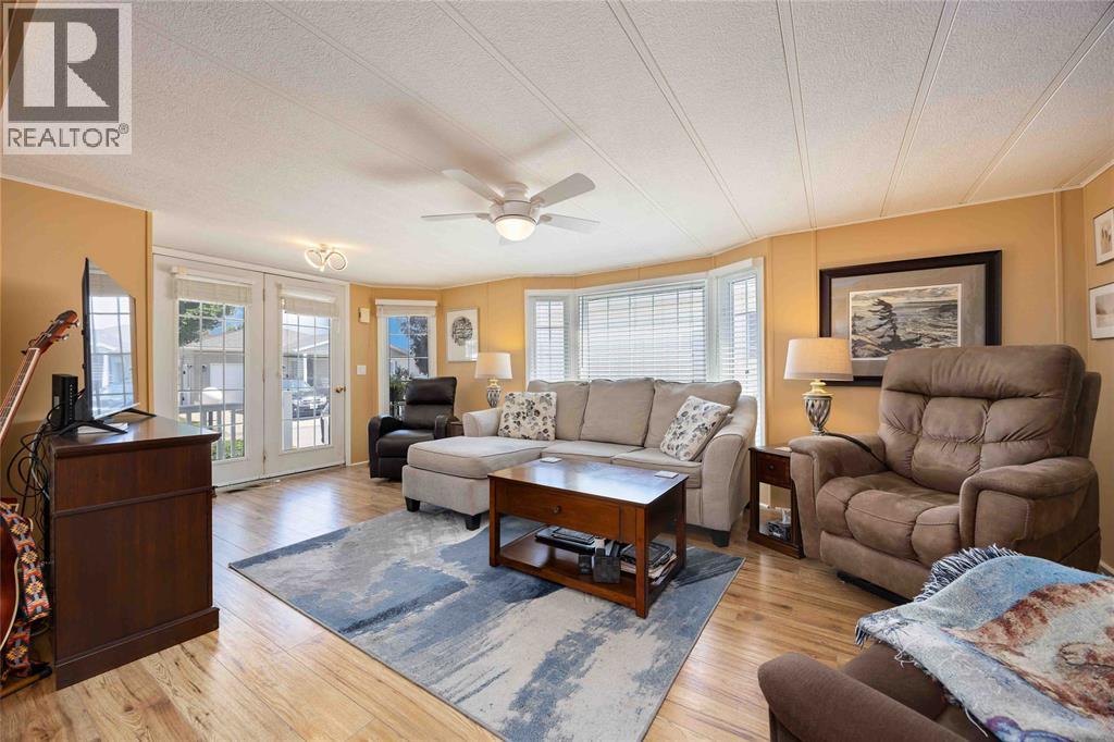 5700 Blackwell Sideroad Unit# 266, Sarnia, Ontario  N7W 1B7 - Photo 6 - 25025243