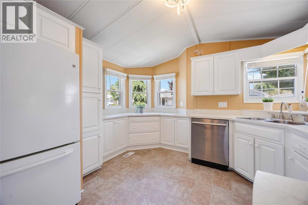 5700 Blackwell Sideroad Unit# 266, Sarnia, Ontario  N7W 1B7 - Photo 22 - 25025243