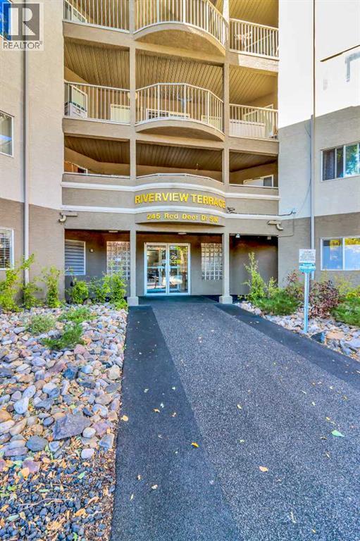 101, 245 Red Deer Drive Sw, Medicine Hat, Alberta  T1A 8P4 - Photo 5 - A2271860