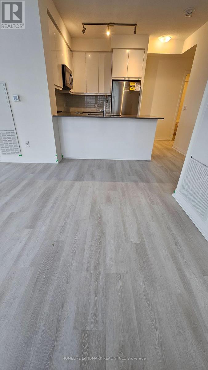 1302 - 3260 Sheppard Avenue E, Toronto, Ontario  M1T 3K3 - Photo 7 - E12594480