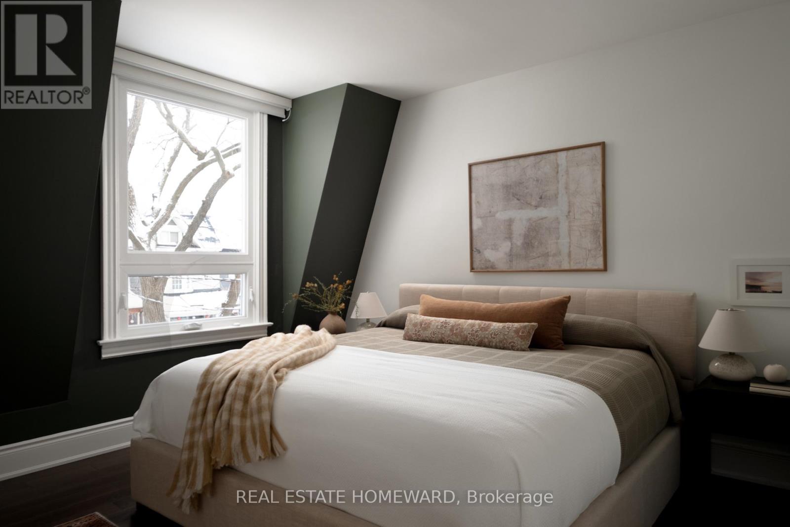 127 Withrow Avenue, Toronto, Ontario  M4K 1C8 - Photo 18 - E12594616