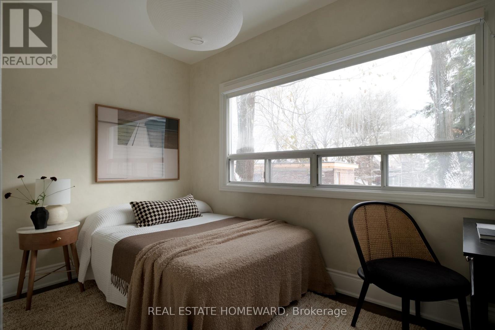 127 Withrow Avenue, Toronto, Ontario  M4K 1C8 - Photo 24 - E12594616