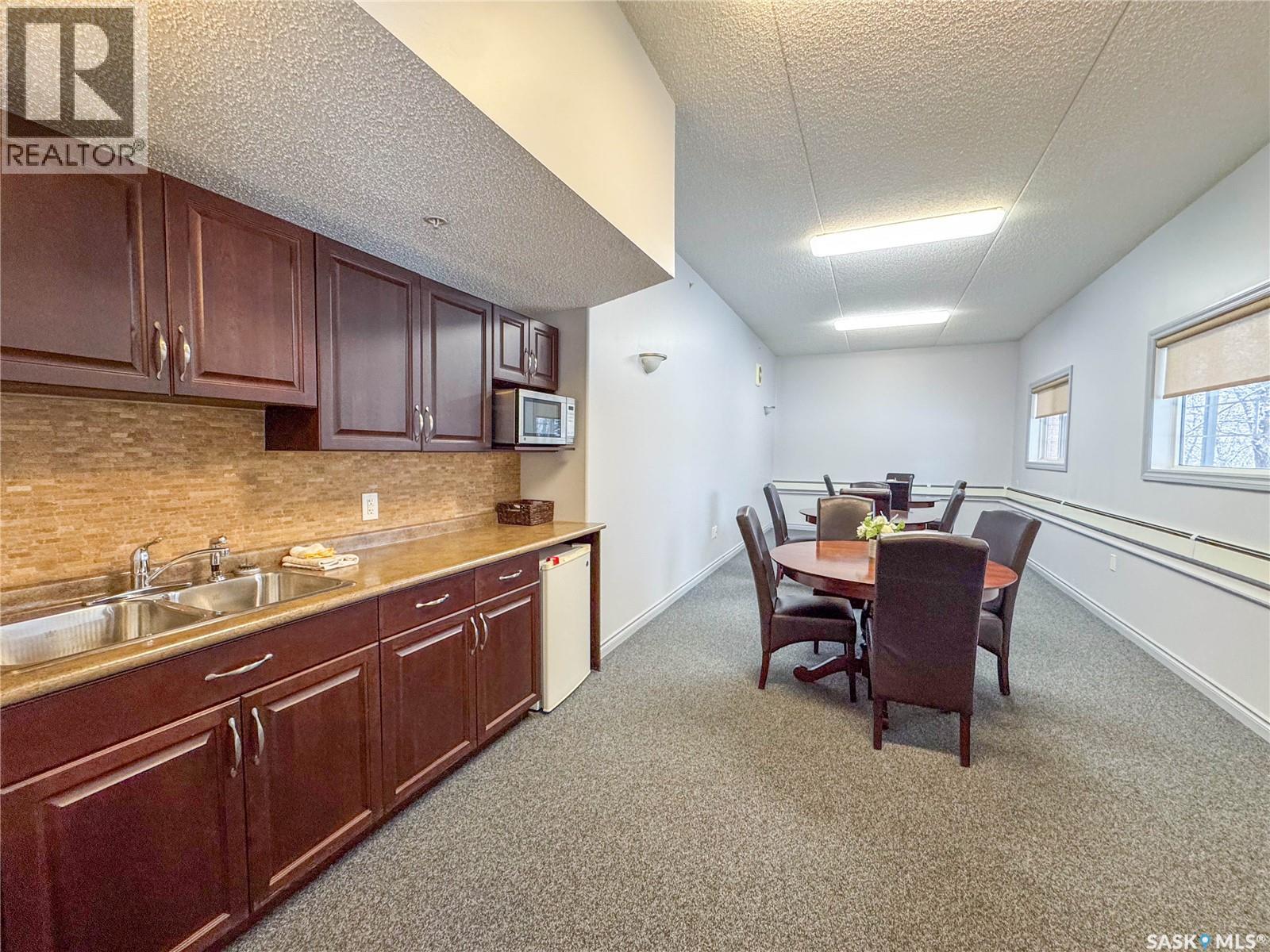 202 1901 1 1/2 Avenue W, Prince Albert, Saskatchewan  S6V 5A8 - Photo 18 - SK025091