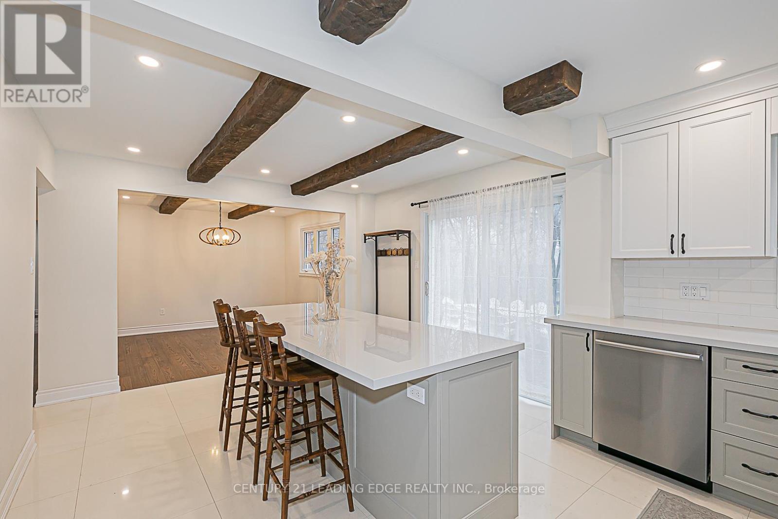 20 Marjorie Drive, Whitchurch-Stouffville, Ontario  L0H 1G0 - Photo 13 - N12594458