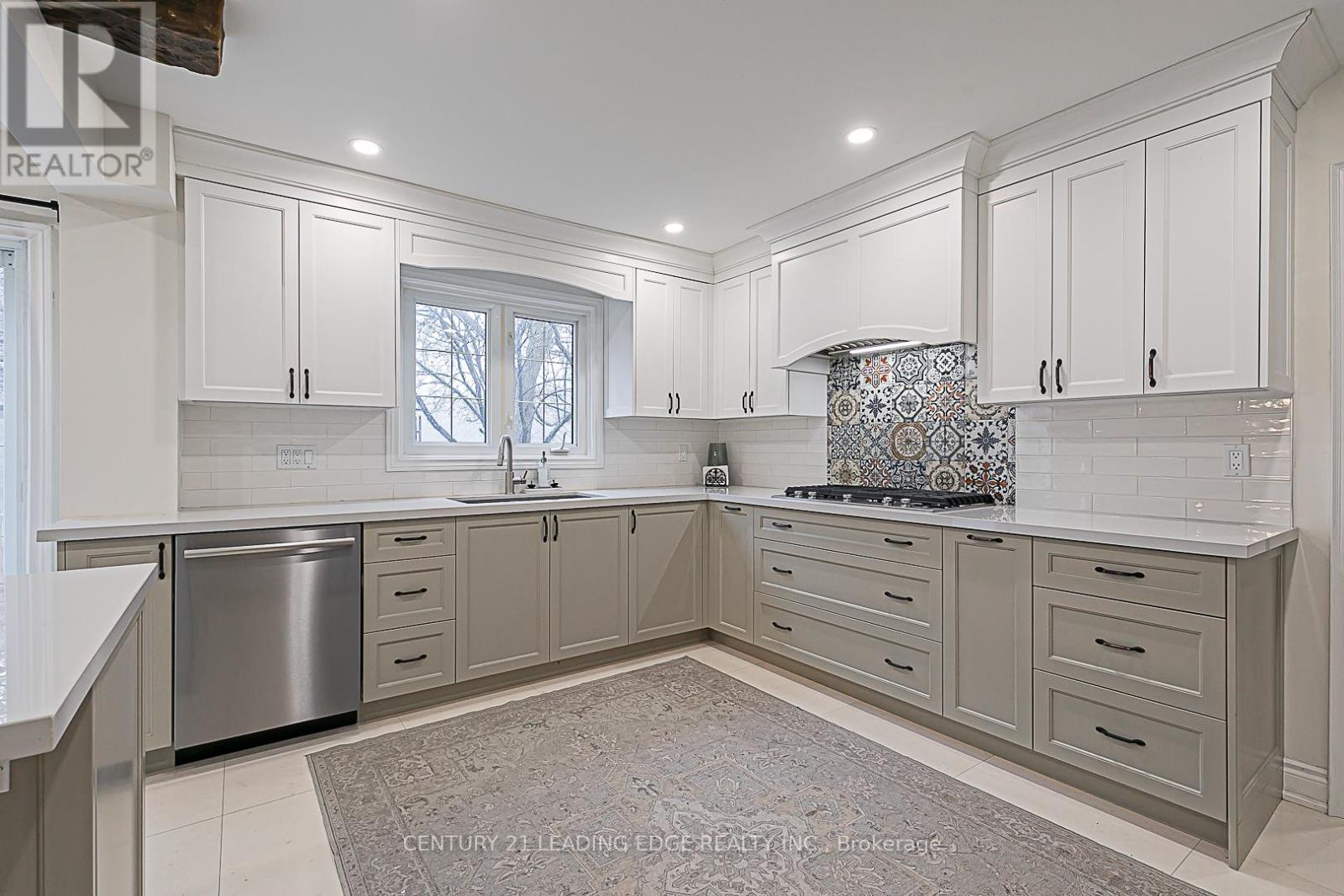 20 Marjorie Drive, Whitchurch-Stouffville, Ontario  L0H 1G0 - Photo 14 - N12594458