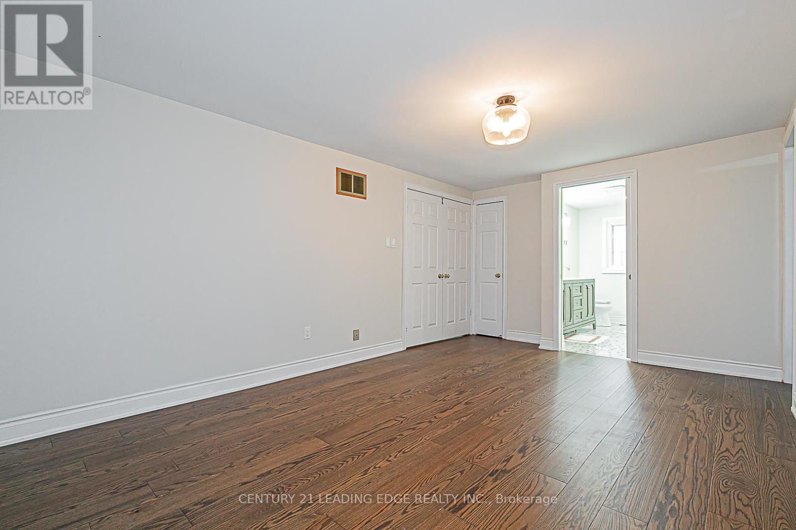 20 Marjorie Drive, Whitchurch-Stouffville, Ontario  L0H 1G0 - Photo 18 - N12594458