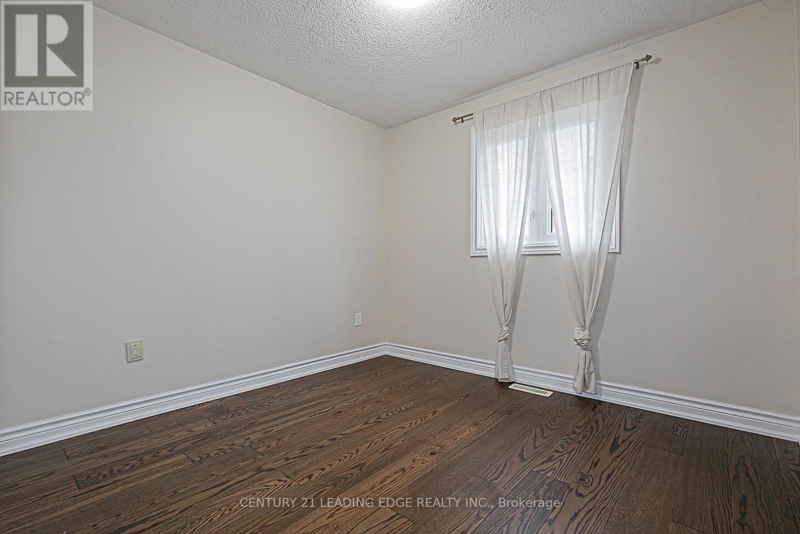 20 Marjorie Drive, Whitchurch-Stouffville, Ontario  L0H 1G0 - Photo 22 - N12594458