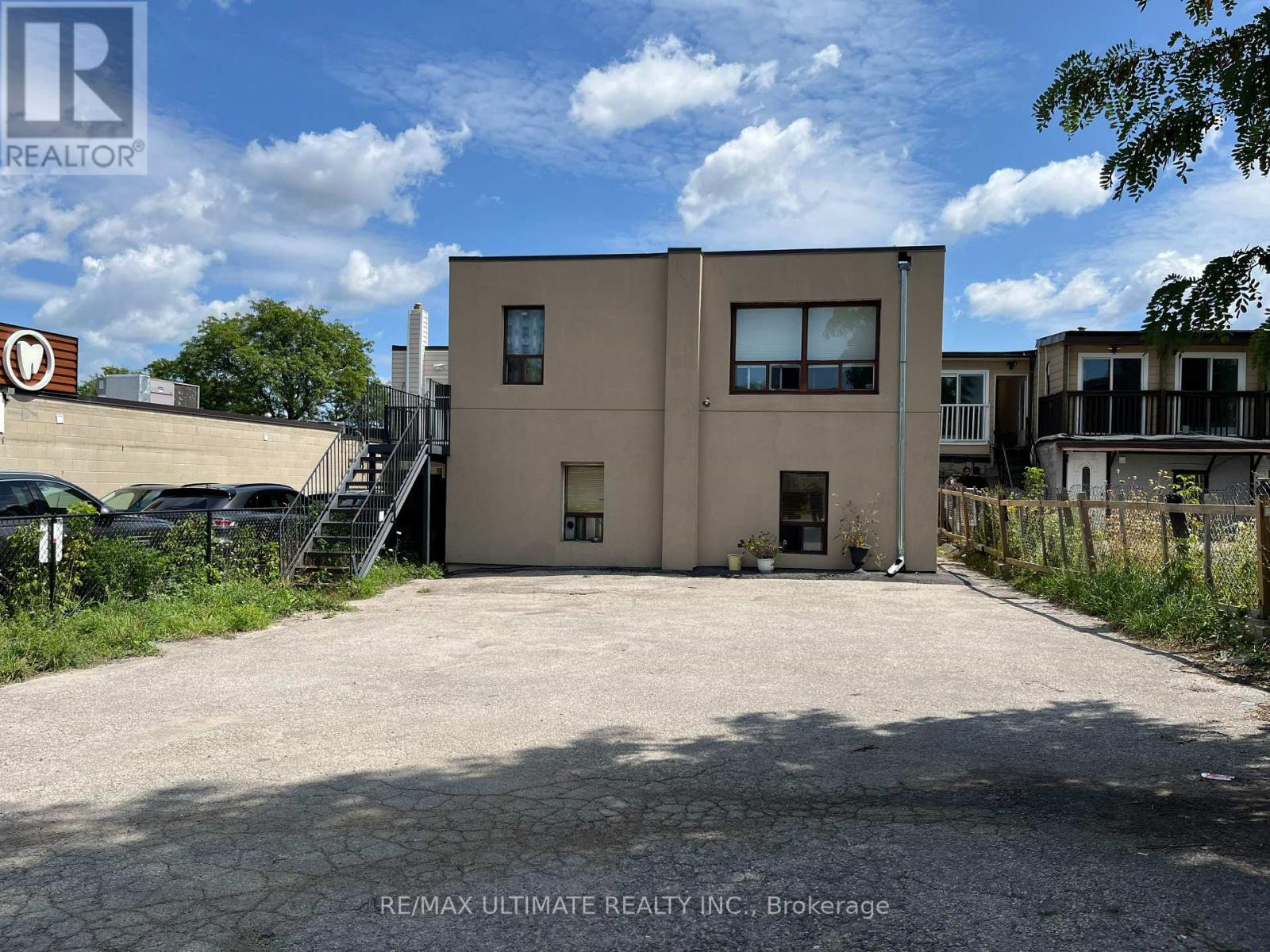 10152 Yonge Street, Richmond Hill, Ontario  L4C 1T6 - Photo 6 - N12594584
