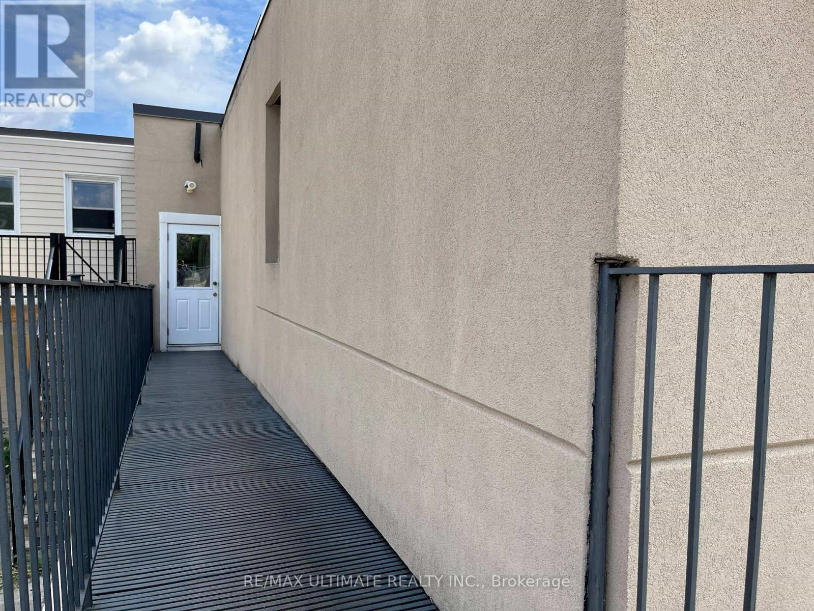 10152 Yonge Street, Richmond Hill, Ontario  L4C 1T6 - Photo 9 - N12594584