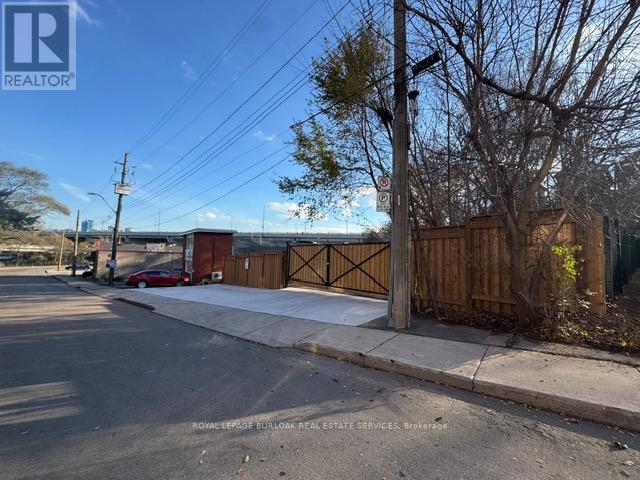 43 Glen Road, Hamilton, Ontario  L8S 3M6 - Photo 11 - X12592126