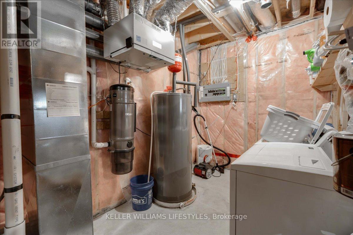 4008 Edward Street, Petrolia, Ontario  N0N 1R0 - Photo 31 - X12584974