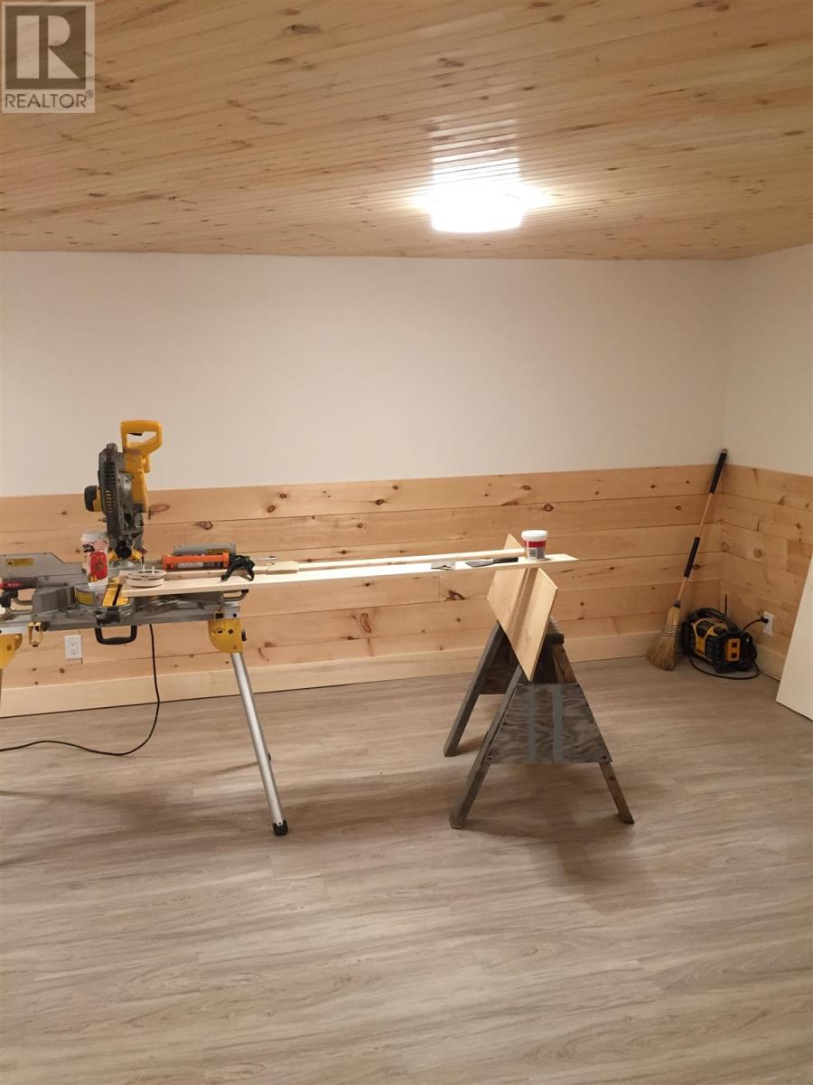 11 Frame Cres, Elliot Lake, Ontario  P5A 2S4 - Photo 19 - SM253220