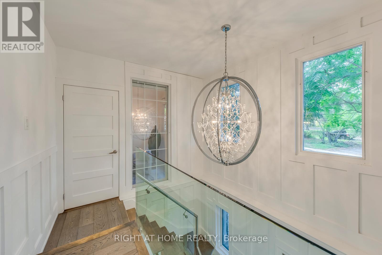 43 South Kingsway, Toronto, Ontario  M6S 3T2 - Photo 14 - W12594472