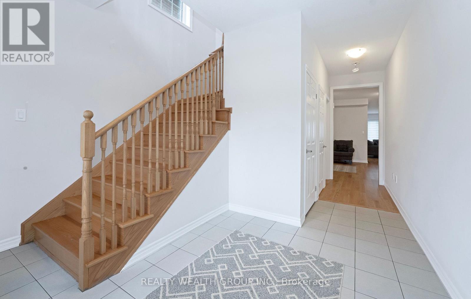 40 Madawaksa Road, Caledon, Ontario  L7C 1Z9 - Photo 5 - W12594494