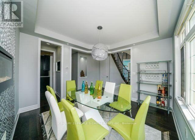 3227 Kingsholm Drive, Oakville, Ontario  L6M 0W6 - Photo 10 - W12594498