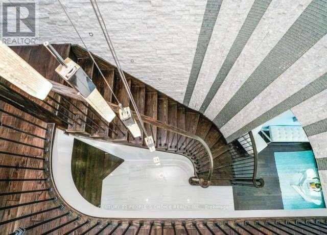 3227 Kingsholm Drive, Oakville, Ontario  L6M 0W6 - Photo 18 - W12594498