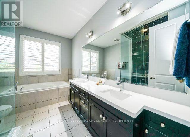 3227 Kingsholm Drive, Oakville, Ontario  L6M 0W6 - Photo 22 - W12594498