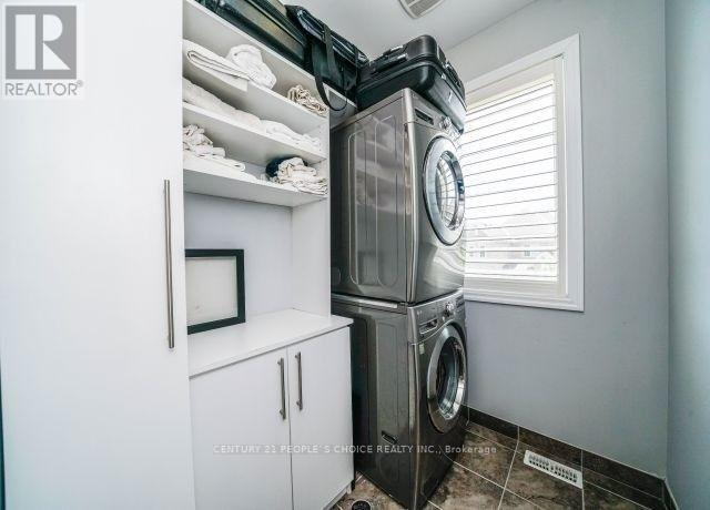 3227 Kingsholm Drive, Oakville, Ontario  L6M 0W6 - Photo 28 - W12594498