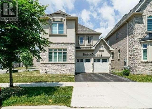 3227 Kingsholm Drive, Oakville, Ontario  L6M 0W6 - Photo 4 - W12594498