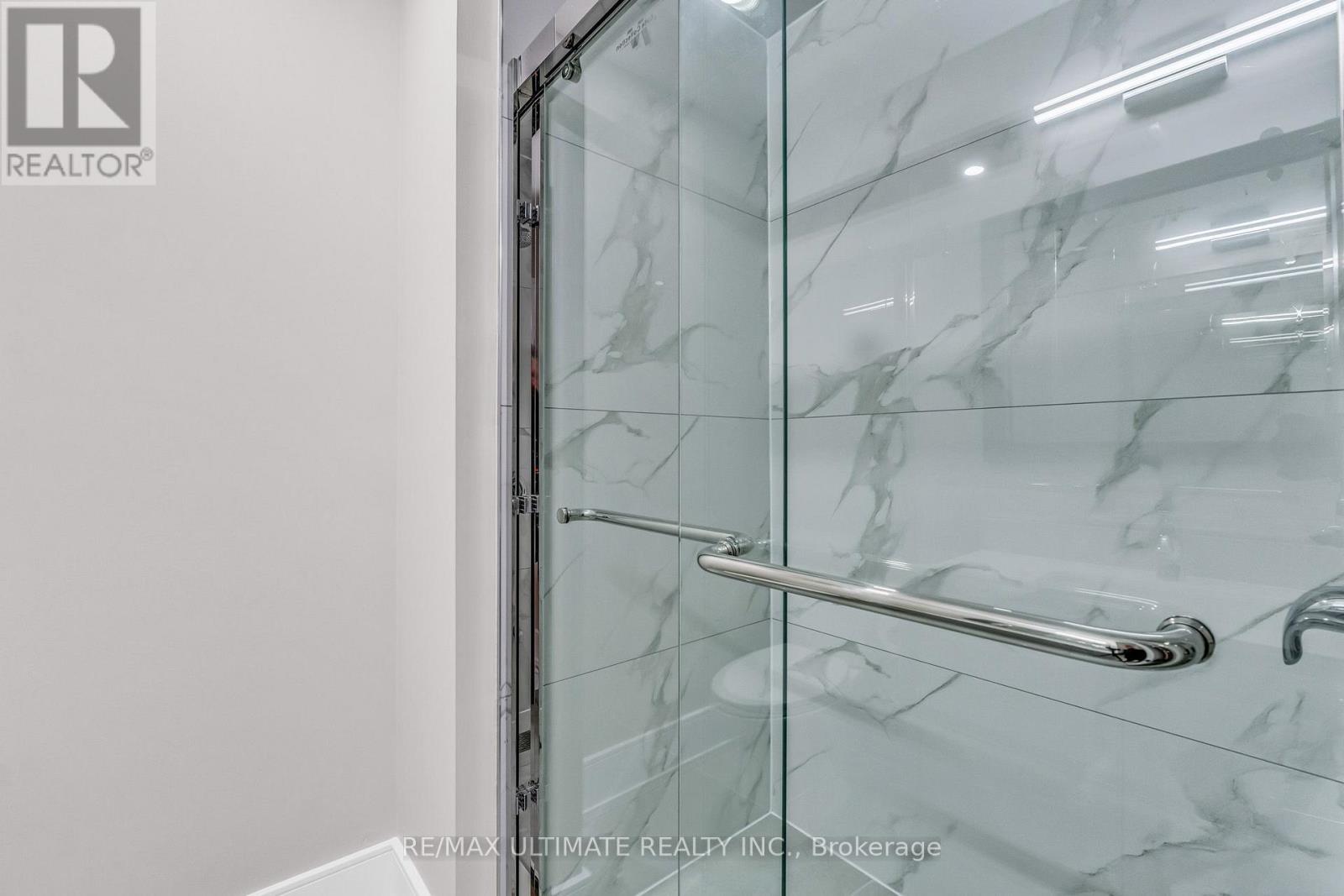 Upper - 41 Danesbury Crescent, Brampton, Ontario L6T 1T2 - Photo 21 - W12594502