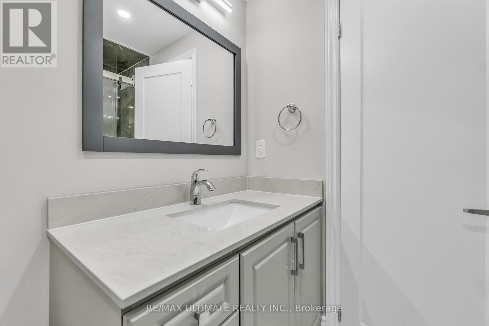 Lower - 41 Danesbury Crescent, Brampton, Ontario L6T 1T2 - Photo 20 - W12594506