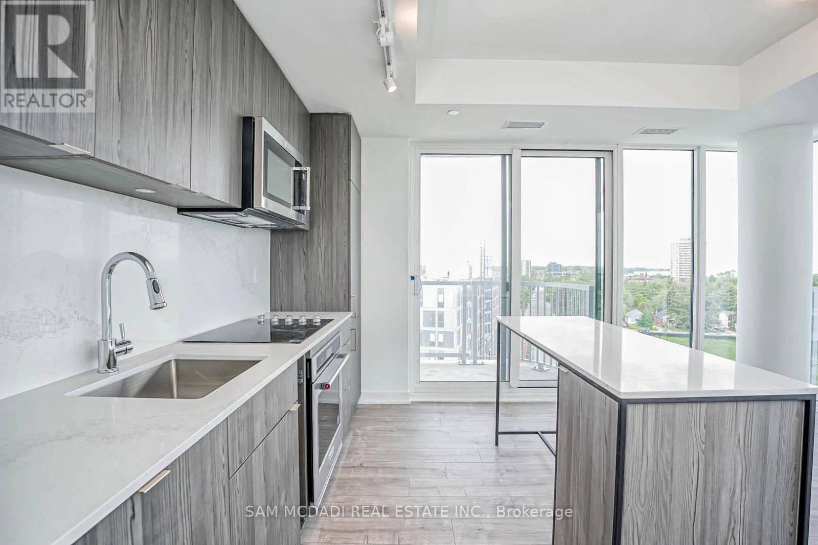 805 - 220 Missinnihe Way, Mississauga, Ontario L5H 0A9 - Photo 12 - W12594530