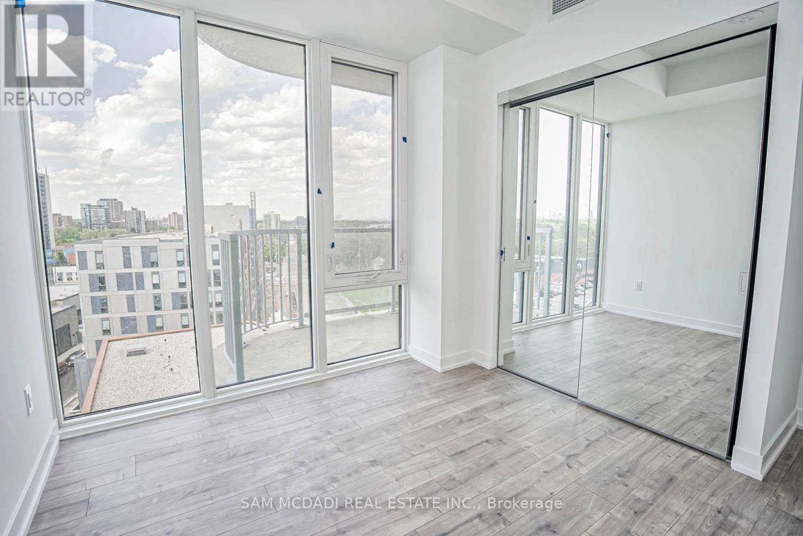 805 - 220 Missinnihe Way, Mississauga, Ontario L5H 0A9 - Photo 18 - W12594530