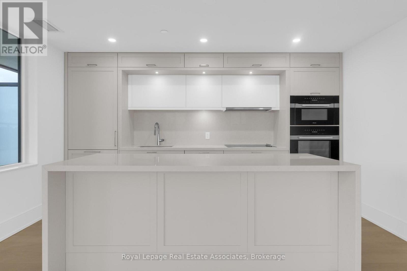 622 - 259 The Kingsway, Toronto, Ontario  M9A 0G2 - Photo 12 - W12594552