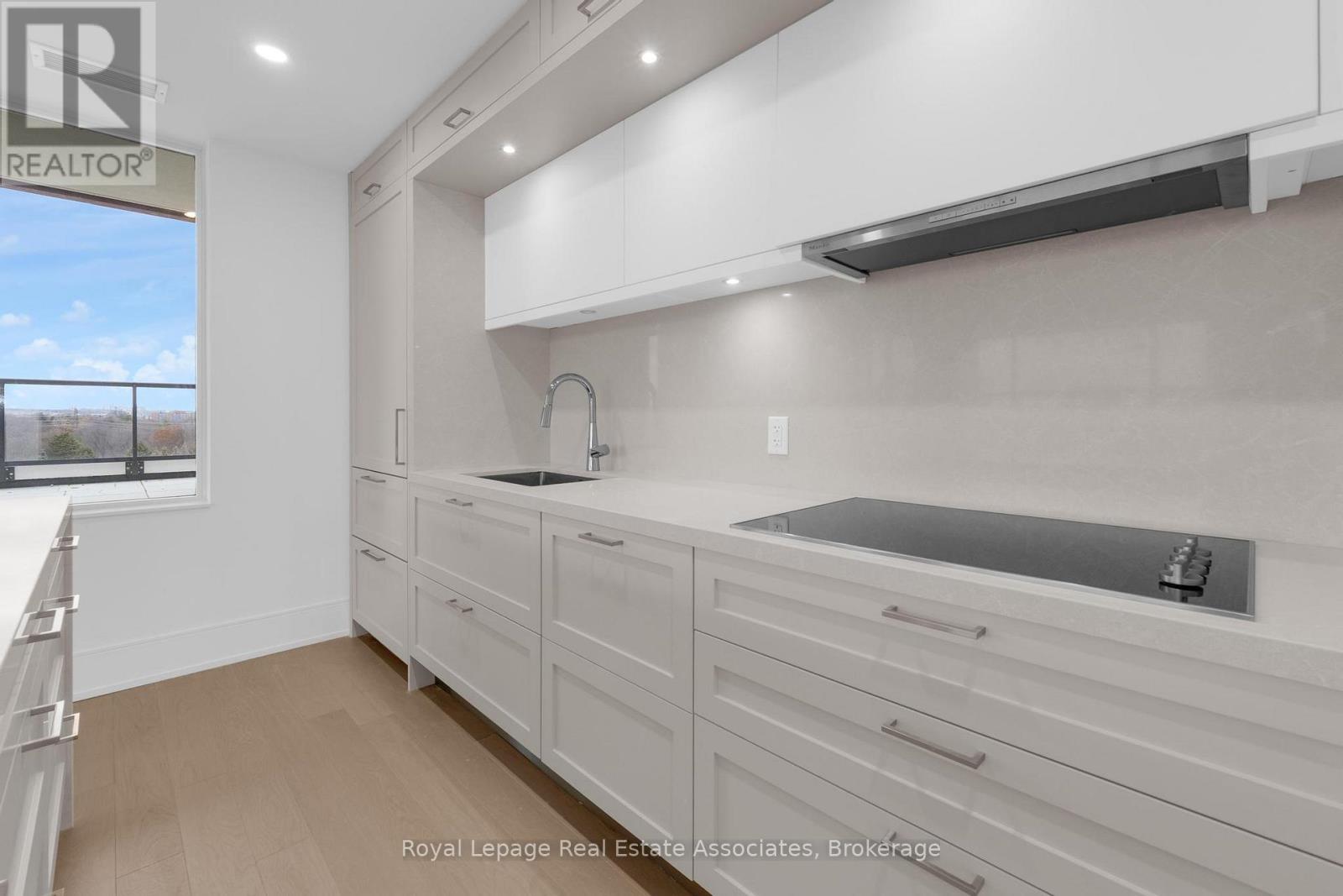 622 - 259 The Kingsway, Toronto, Ontario  M9A 0G2 - Photo 15 - W12594552