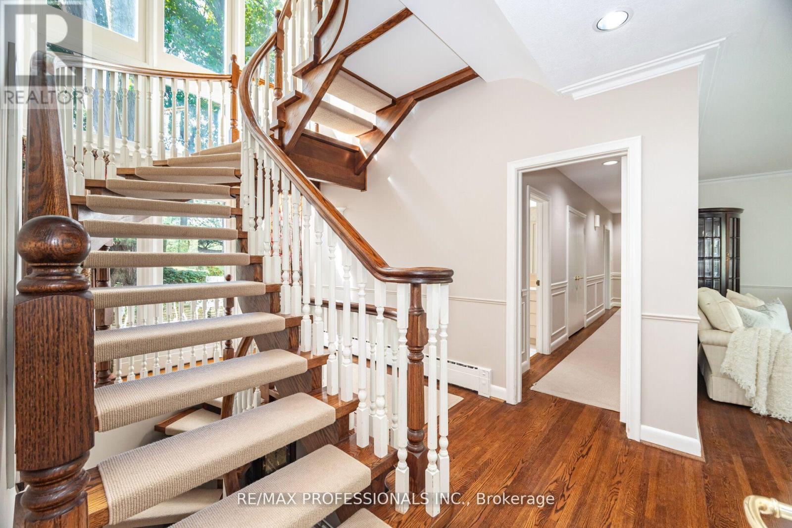 32 Edenbrook Hill, Toronto, Ontario M9A 3Z6 - Photo 32 - W12594566