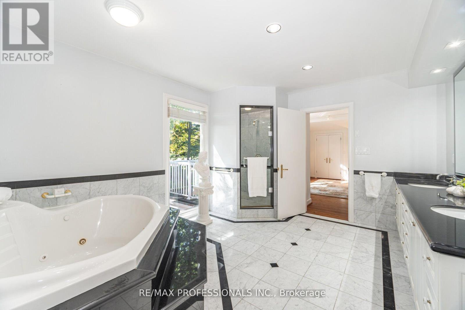 32 Edenbrook Hill, Toronto, Ontario M9A 3Z6 - Photo 38 - W12594566