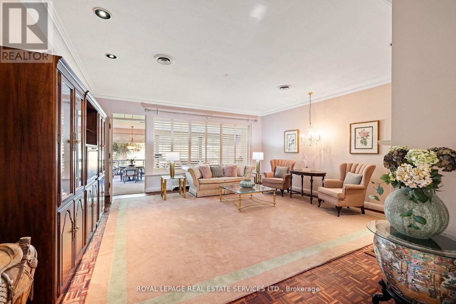 70 Leggett Avenue, Toronto, Ontario M9P 1X4 - Photo 19 - W12594592