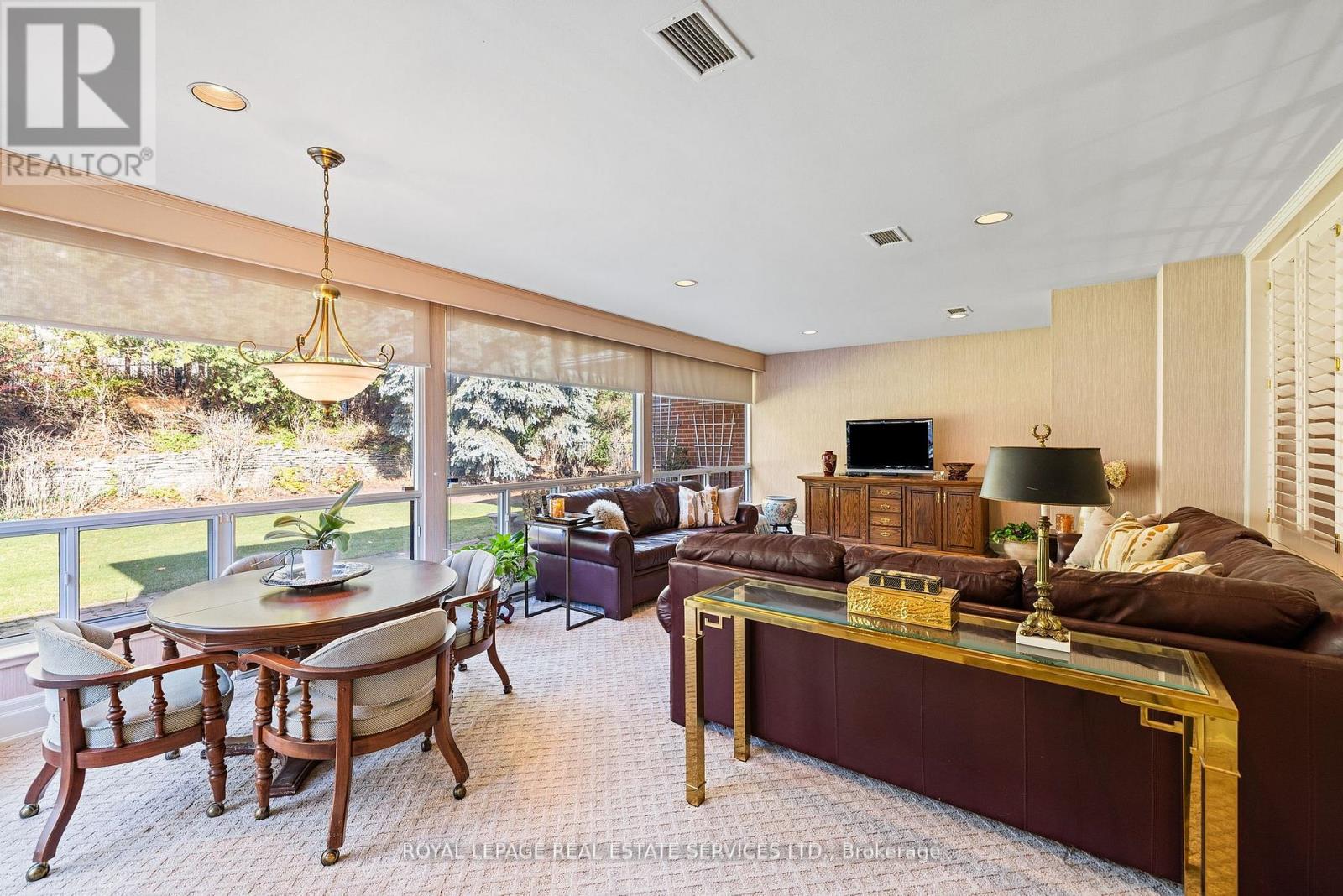 70 Leggett Avenue, Toronto, Ontario M9P 1X4 - Photo 21 - W12594592