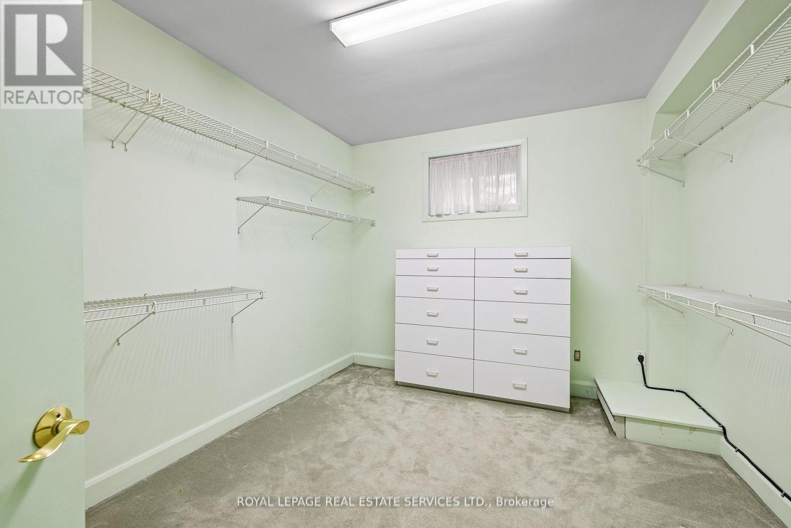 70 Leggett Avenue, Toronto, Ontario M9P 1X4 - Photo 26 - W12594592