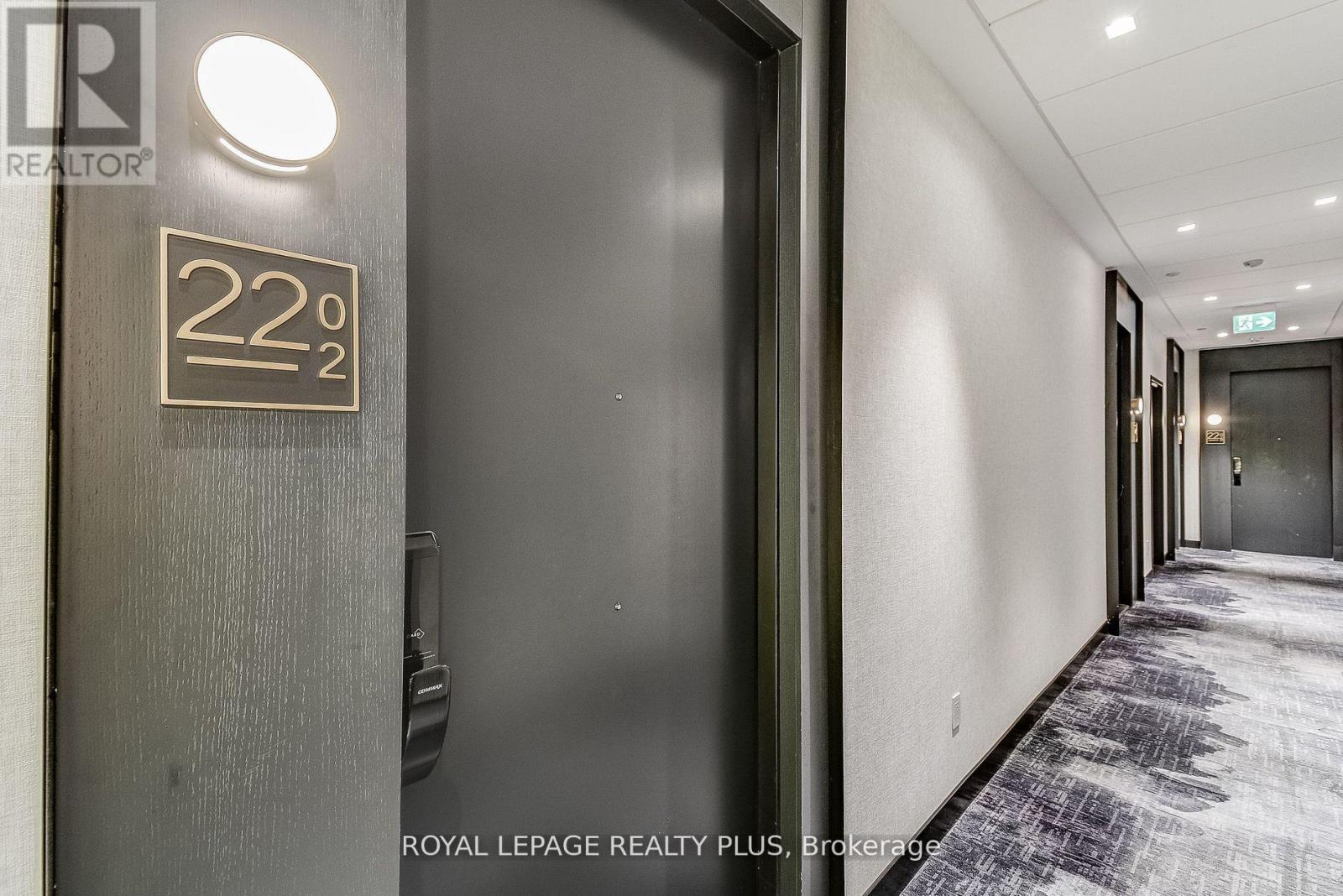 2202 - 3220 William Coltson Avenue, Oakville, Ontario  L6H 7X9 - Photo 5 - W12594628