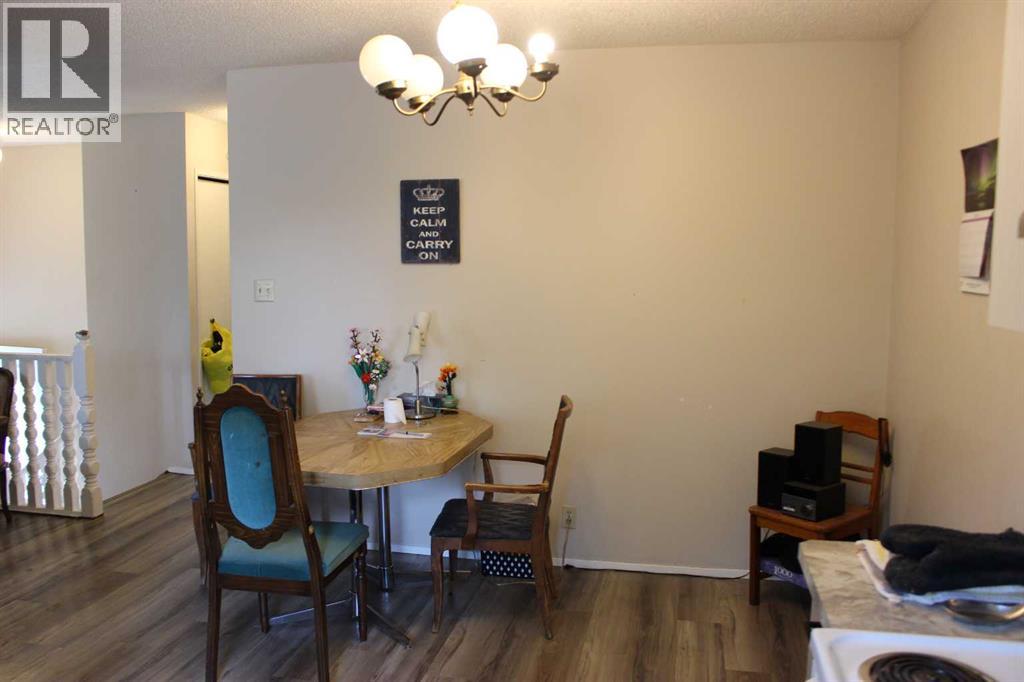 719 B Rosewood Avenue, Picture Butte, Alberta  T0K 1V0 - Photo 8 - A2252590