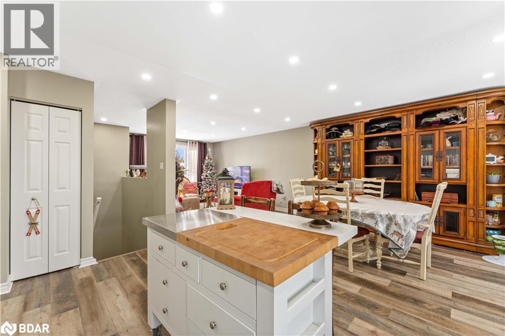 12 Riverdale Drive, Wasaga Beach, Ontario  L9Z 1E9 - Photo 17 - 40774768