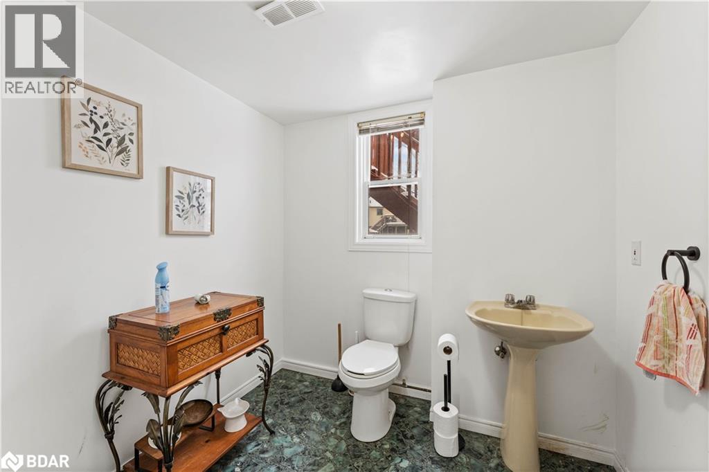 12 Riverdale Drive, Wasaga Beach, Ontario  L9Z 1E9 - Photo 9 - 40774768