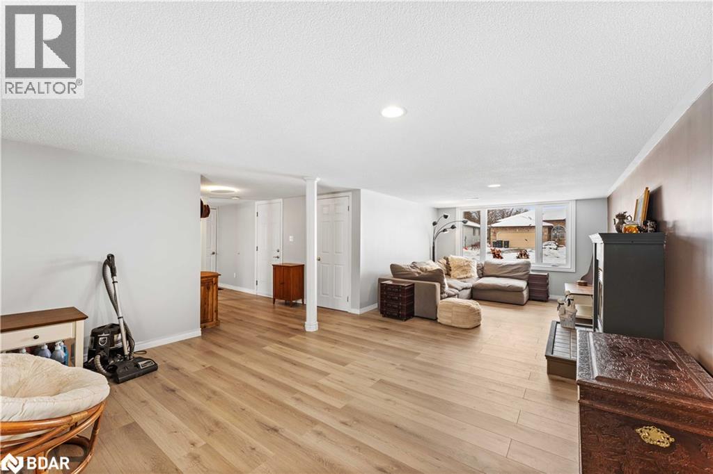 12 Riverdale Drive, Wasaga Beach, Ontario  L9Z 1E9 - Photo 12 - 40774768