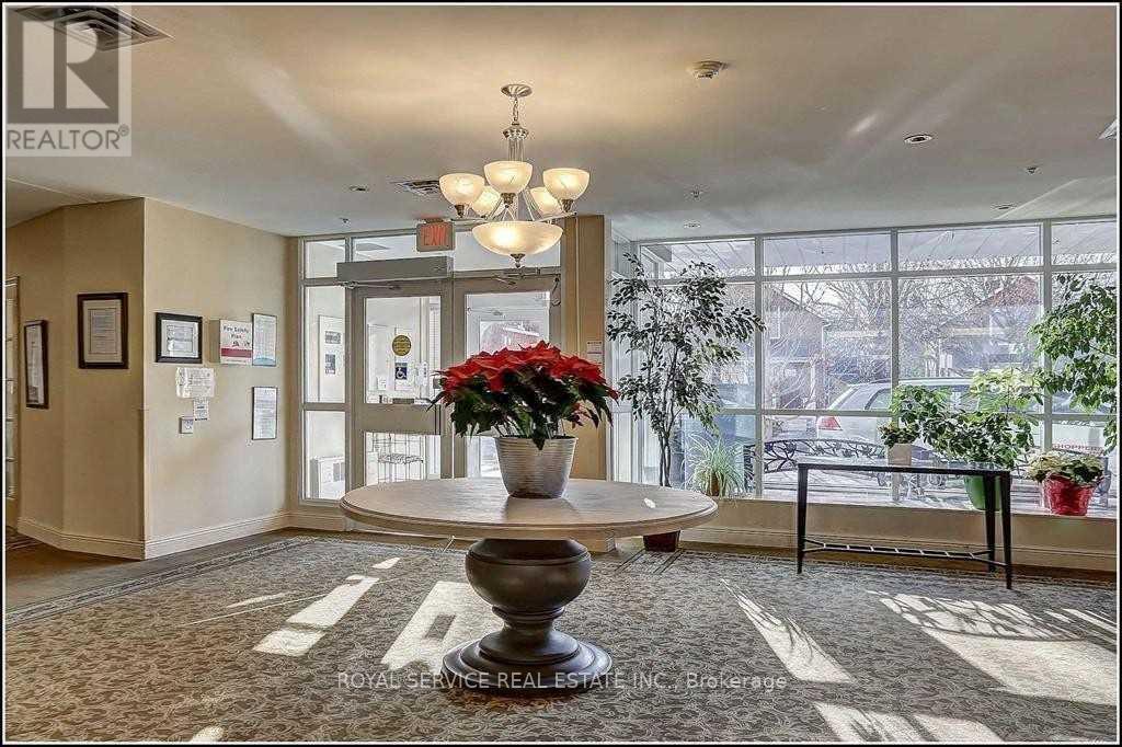 222 - 240 Chapel Street, Cobourg, Ontario  K9A 0E3 - Photo 5 - X12594716