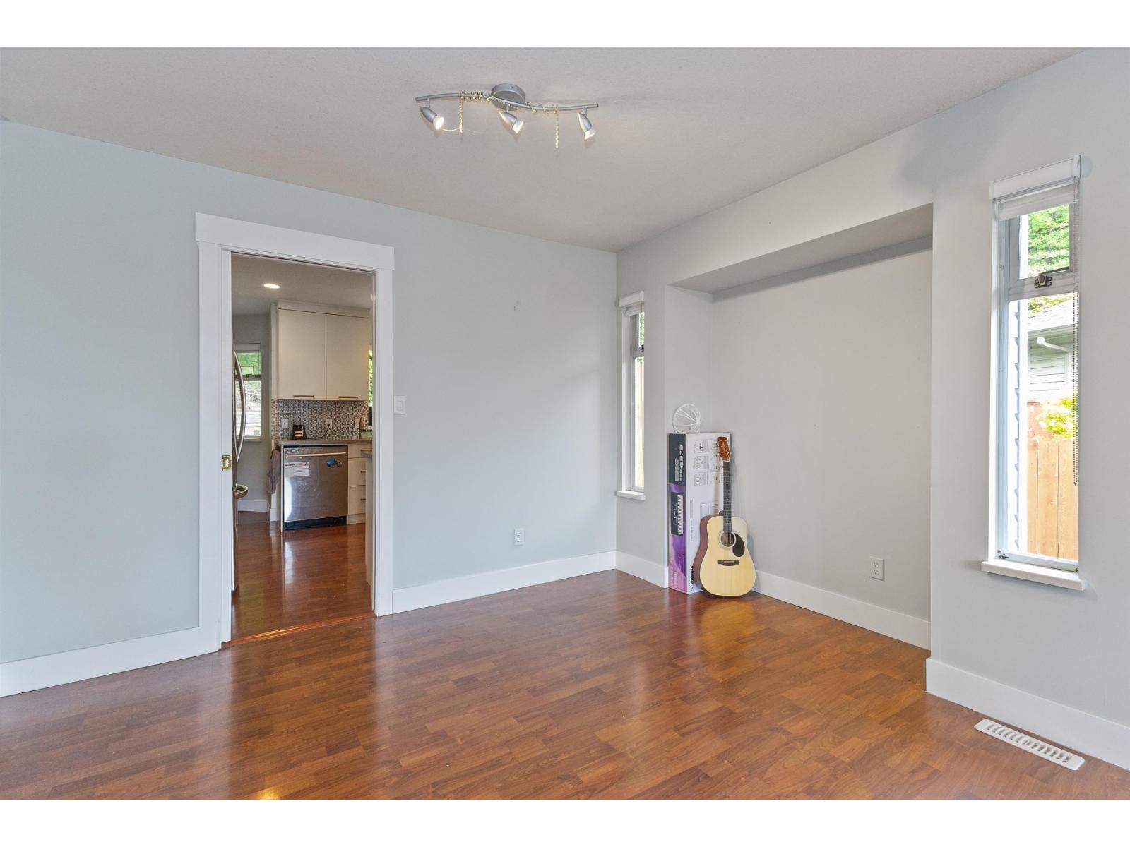 31473 Crossley Court, Abbotsford, British Columbia  V2T 5G8 - Photo 6 - R3071442