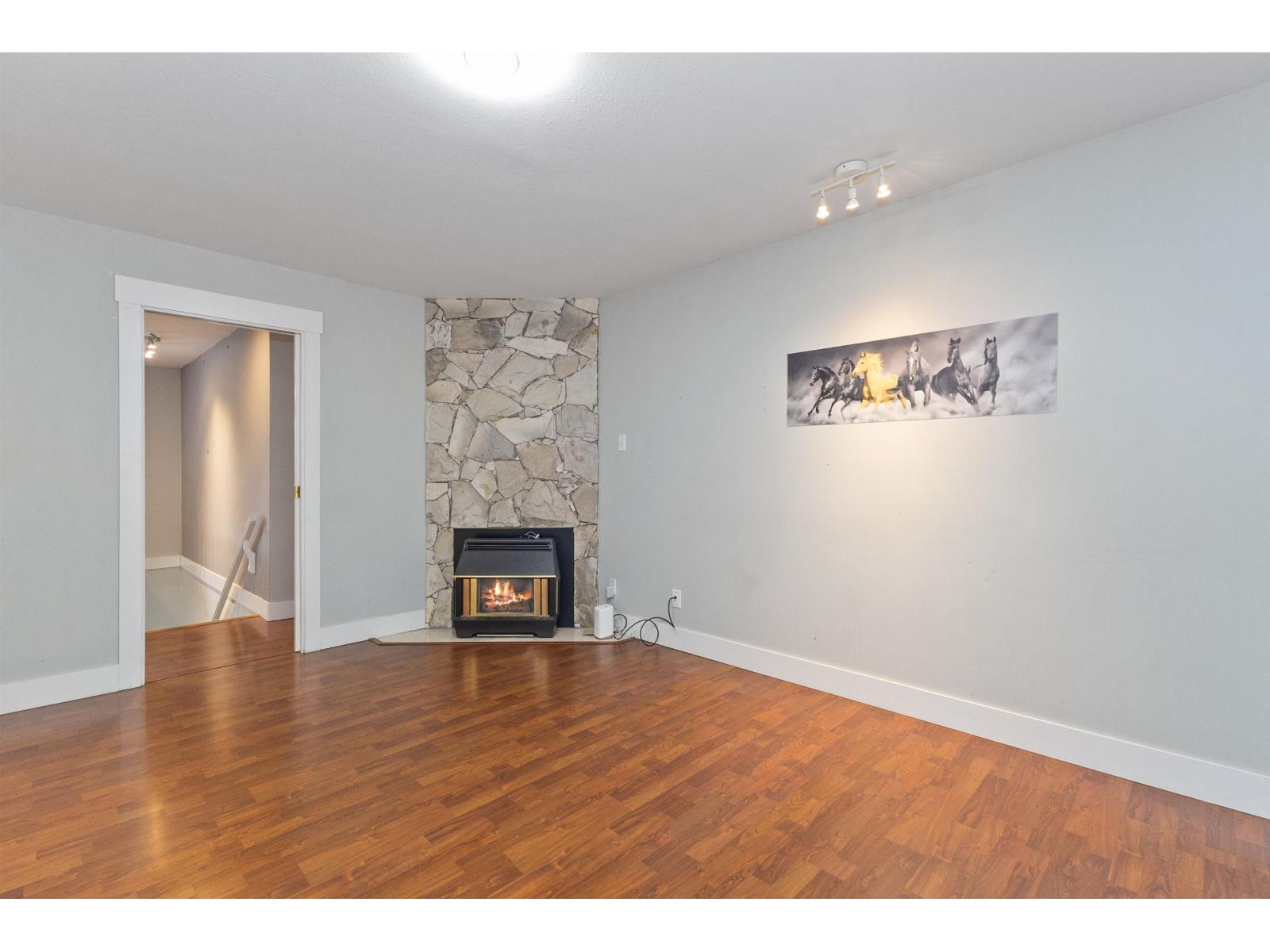 31473 Crossley Court, Abbotsford, British Columbia  V2T 5G8 - Photo 9 - R3071442