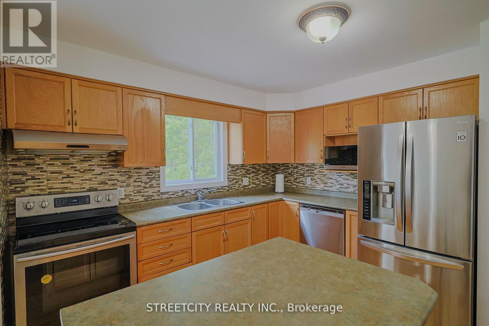 835 Sandcherry Street, London North, Ontario  N6H 5V1 - Photo 18 - X12594644