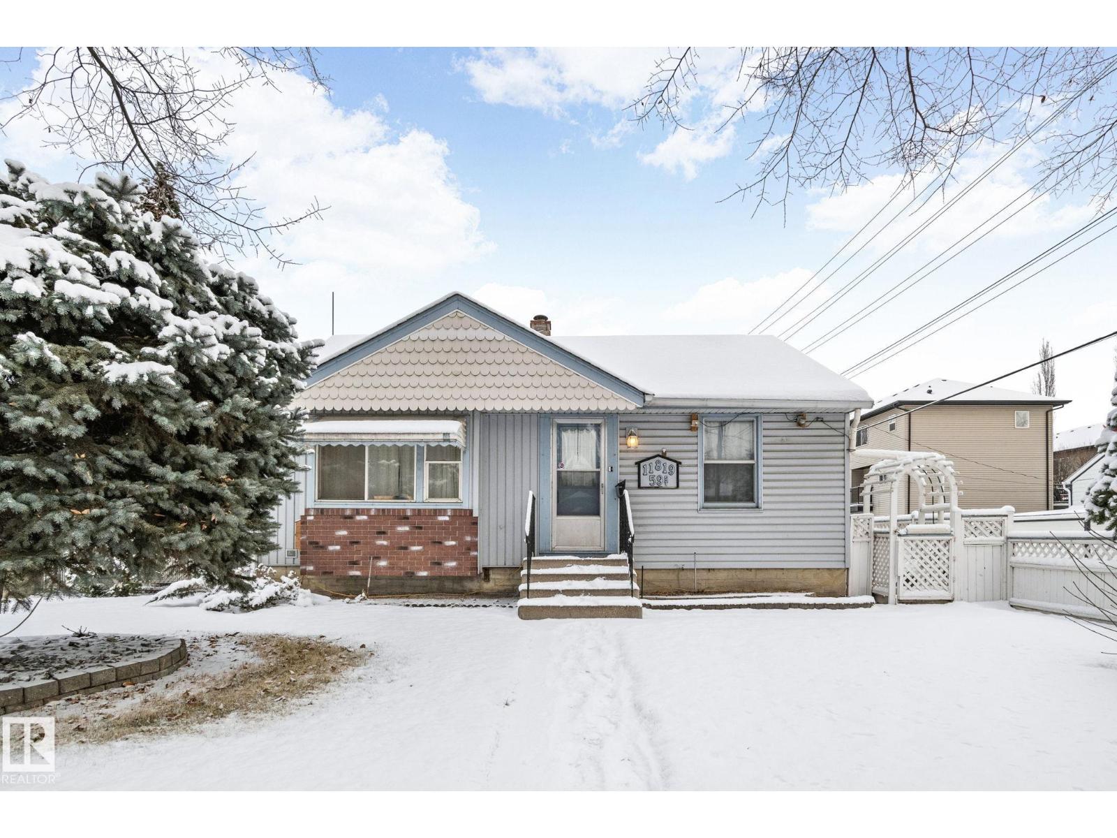 11819 59 St Nw, Edmonton, Alberta  T5W 3X8 - Photo 1 - E4467236